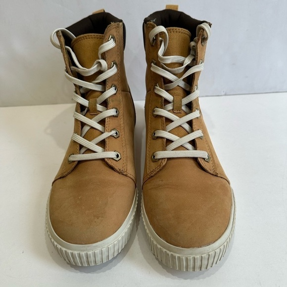 Timberland Tan Ankle Boots - Picture 5 of 10